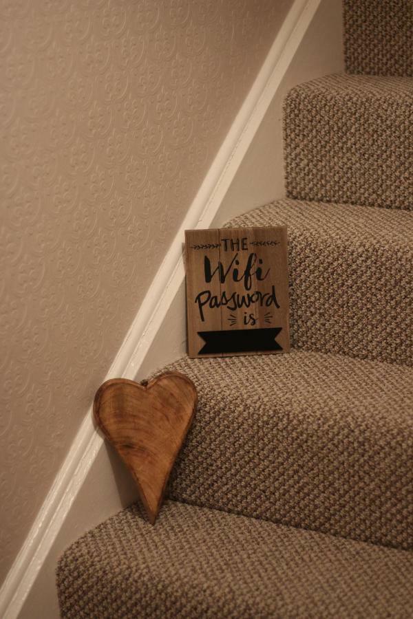 Villa Wayside Tandragee Esterno foto